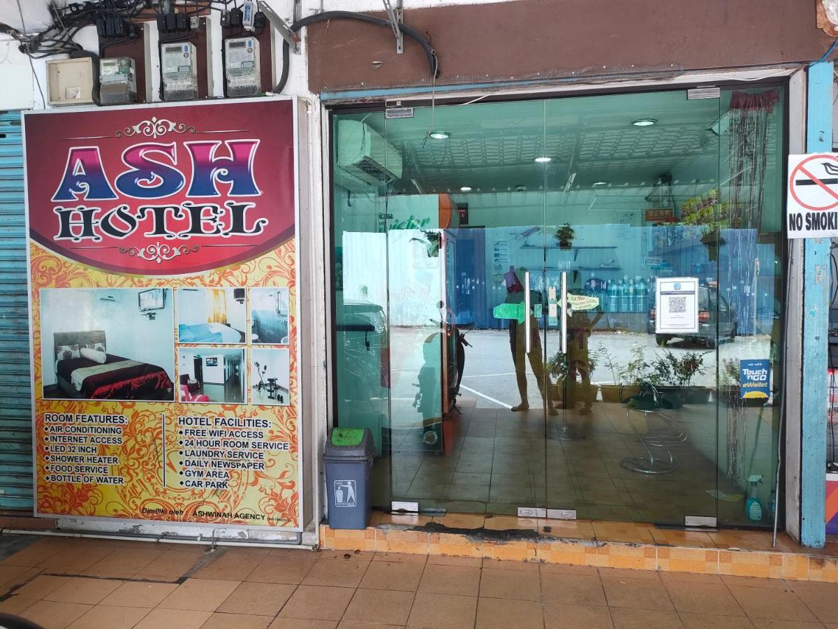 Ash Hotel เซเรมบัน ภายนอก รูปภาพ